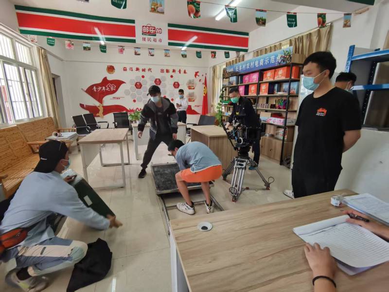 和布克赛尔广告片拍摄公司：极简主义践行者，少即是多的视觉哲学